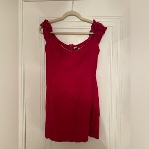 Dress off the shoulder